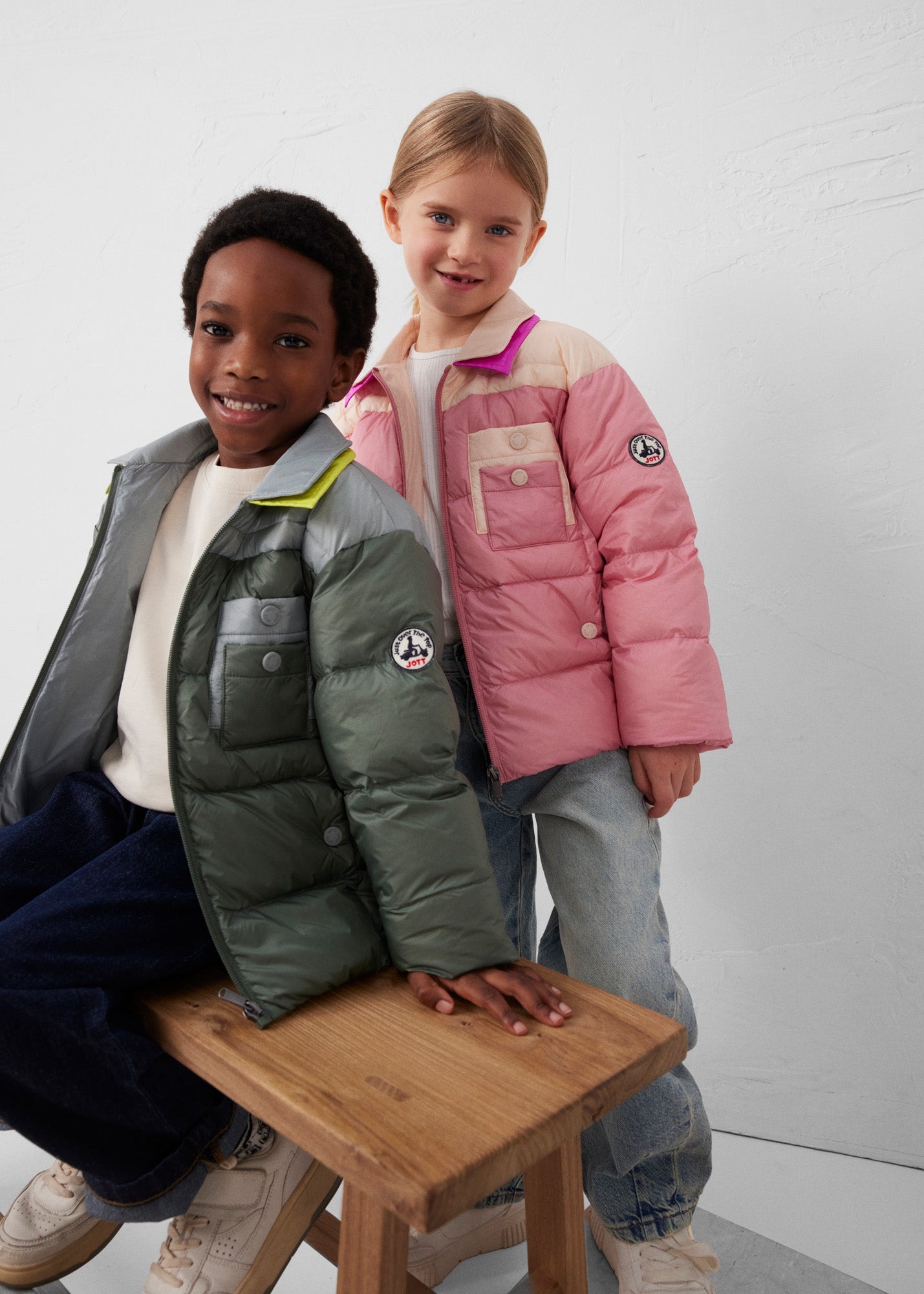 Doudoune enfant bicolore contrastée Vert sauge/Roche lunaire Orel