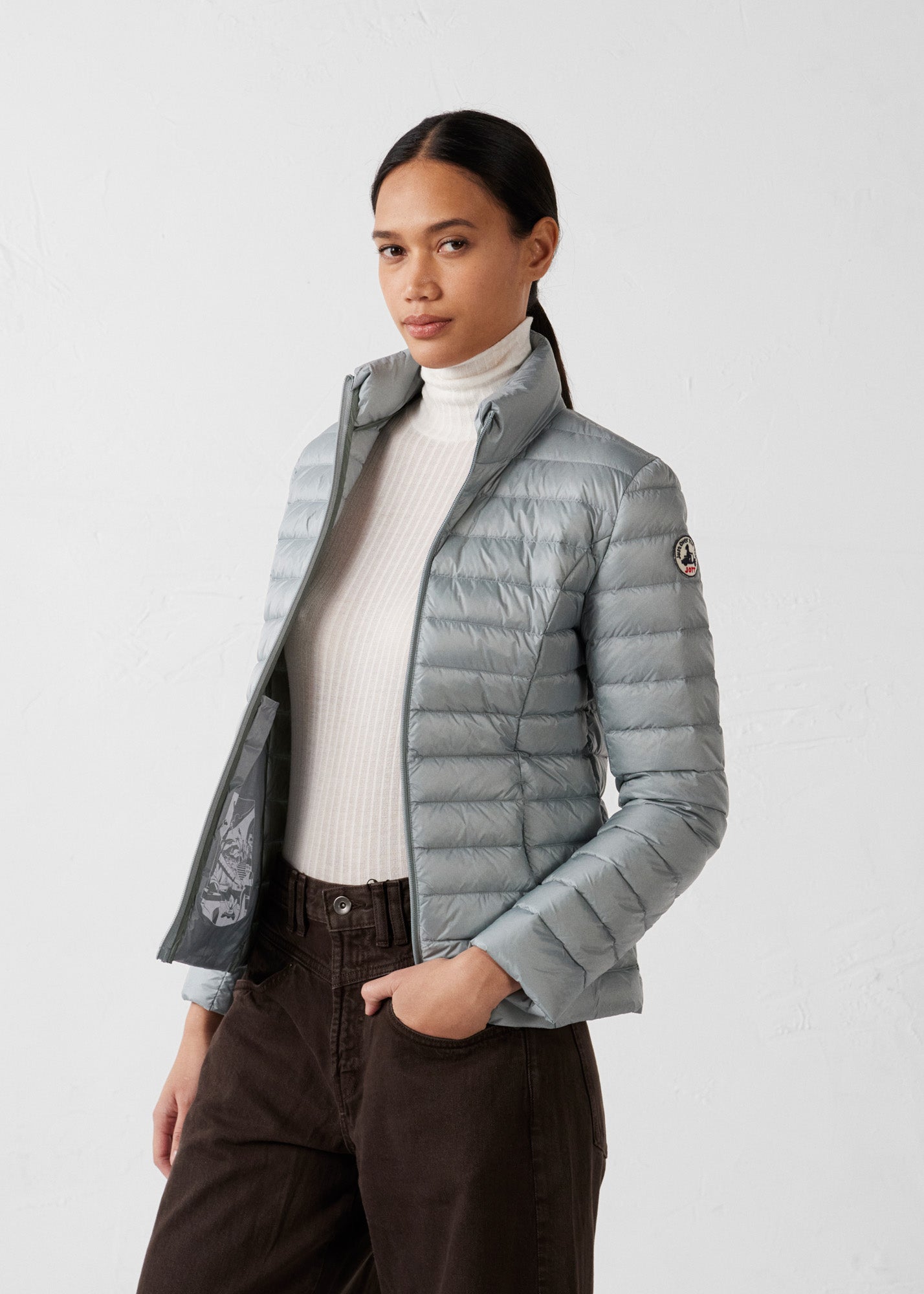 Doudoune légère Roche lunaire Cha