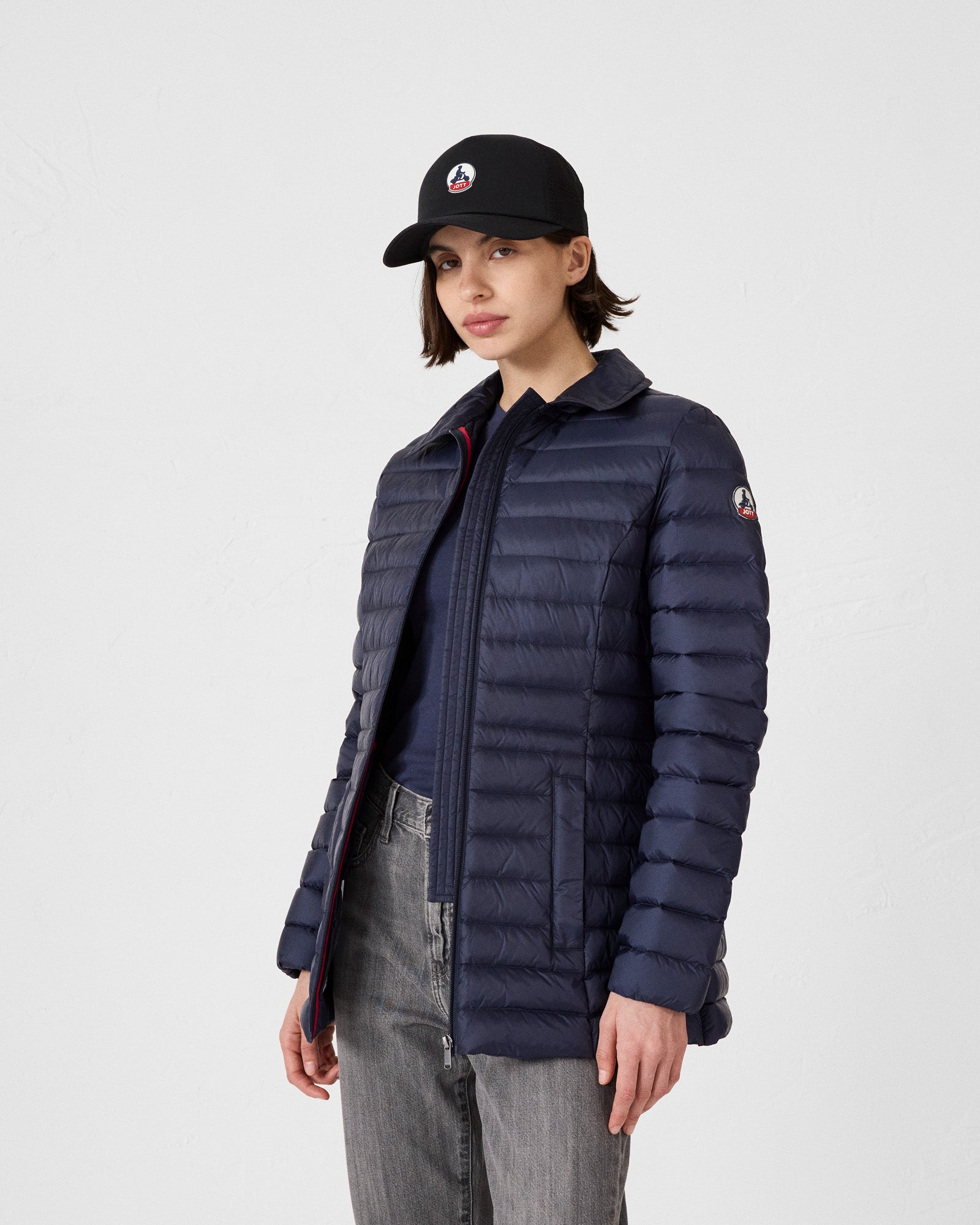Doudoune à capuche mi-longue Marine Nour 2.0