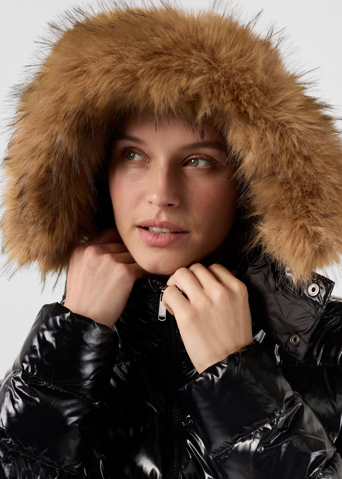 Doudoune à capuche Grand Froid Noir Luxe laquée