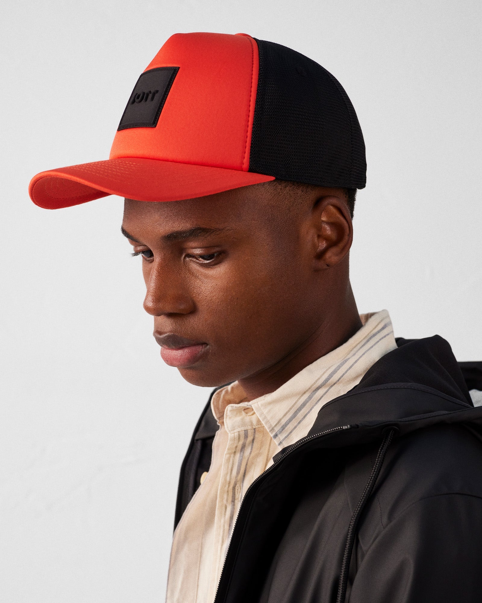 Casquette à filet Rouge feu Jaska